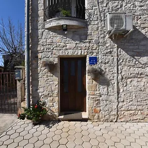 https://apartment-nona-tar-vabriga.in-istria.net