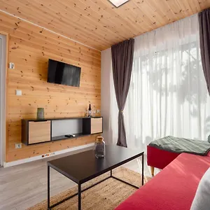 https://mediteran-travel-mobile-homes-selce.primorje-gorskikotar.com