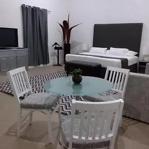 https://junior-suite-insurgentes-6.quintano-roohotels.com